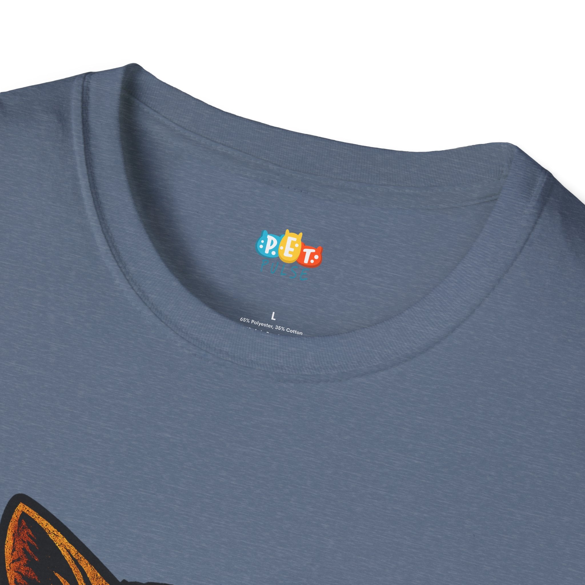 Steampunk Cat T-Shirt - Funny Mechanical Feline Victorian Gears Goggles Engineer Cyberpunk Graphic Tee