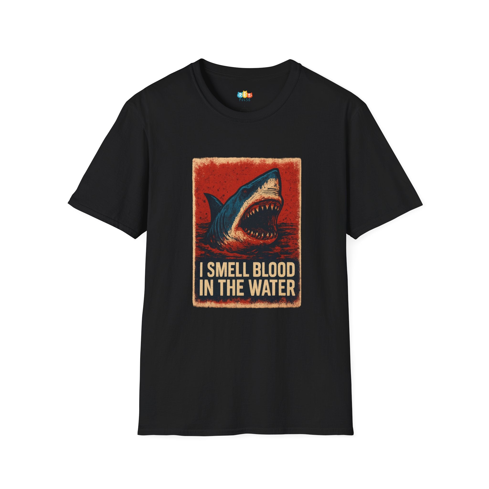"I Smell Blood In The Water" Vintage Shark Hunt T-Shirt - Retro Blood Ocean Tee