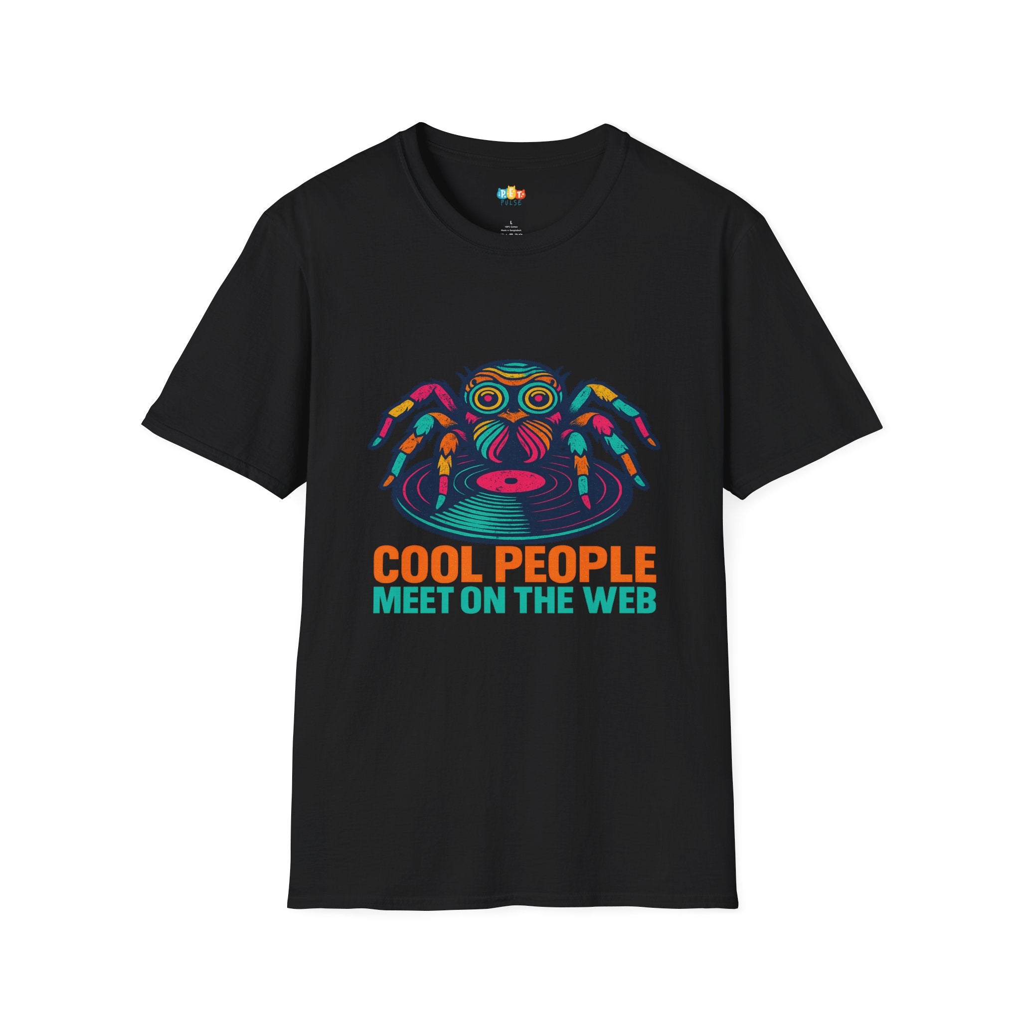 Cool People Meet On The Web Spider T-Shirt - Funny Jumping Spider Arachnid Pet Owner Gift Tee