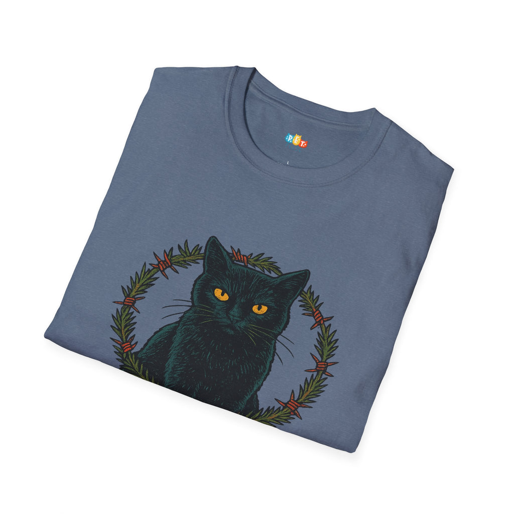 Feline Festive Christmas T-Shirt - Black Cat Holiday Wreath Vintage Christmas Spirit Xmas Tee