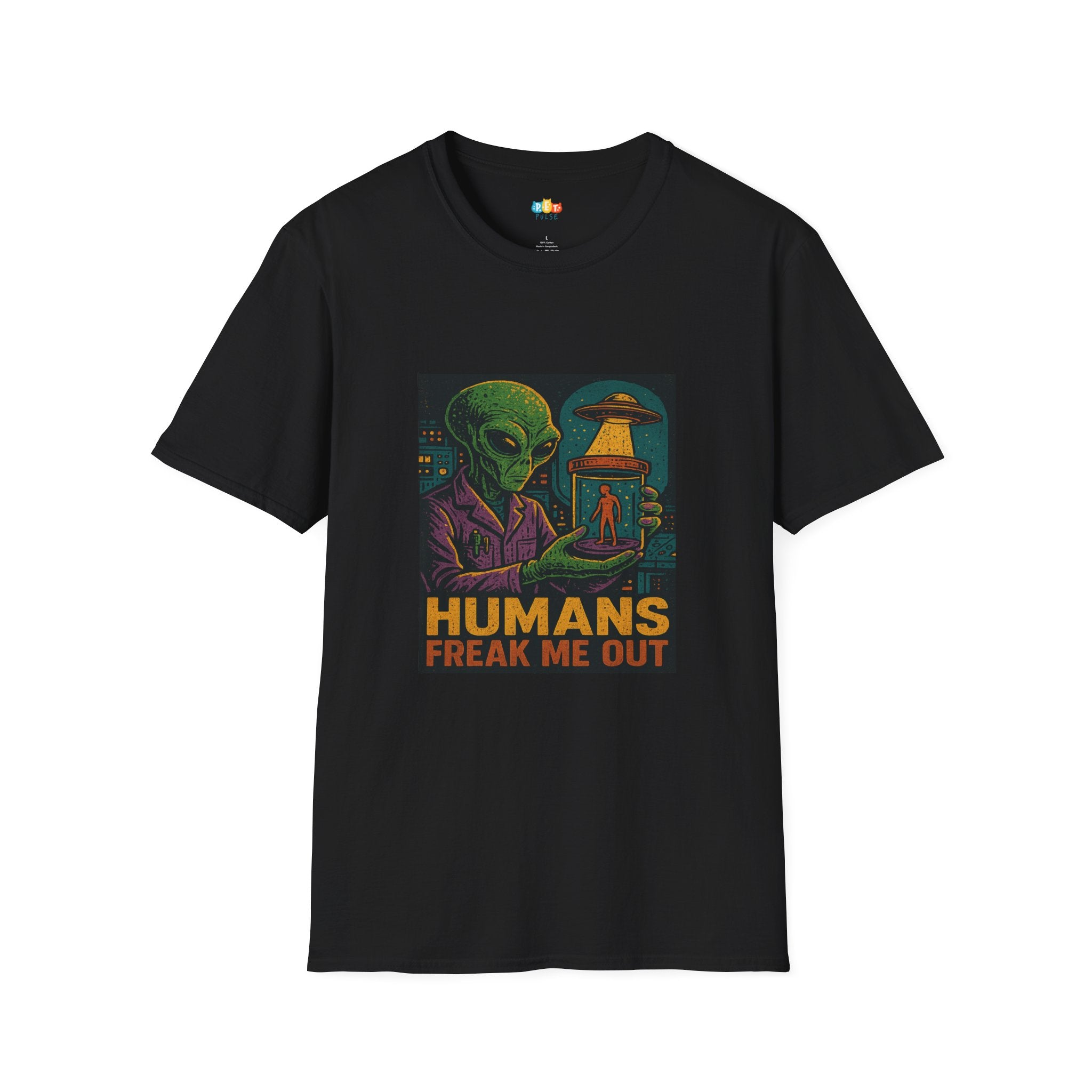Humans Freak Me Out Alien Scientist T-Shirt - Funny UFO Lab Human Specimen Research Space Science Tee