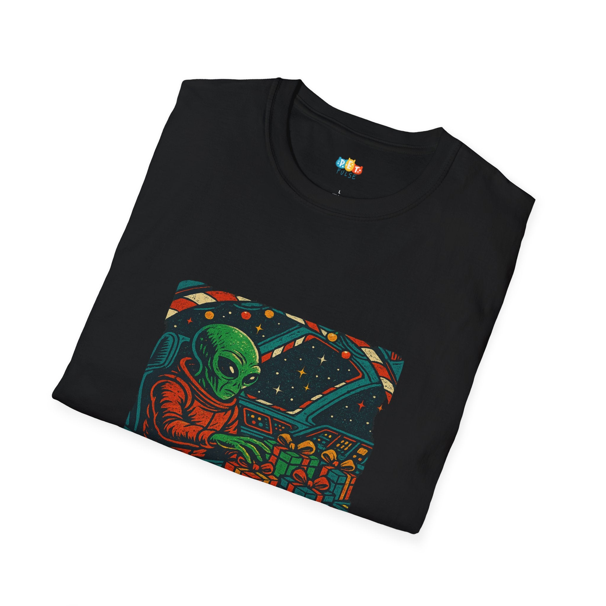 Mission Abduct All Presents Alien Christmas T-Shirt - Funny UFO Holiday Gift Theft Space Pilot Christmas Tee