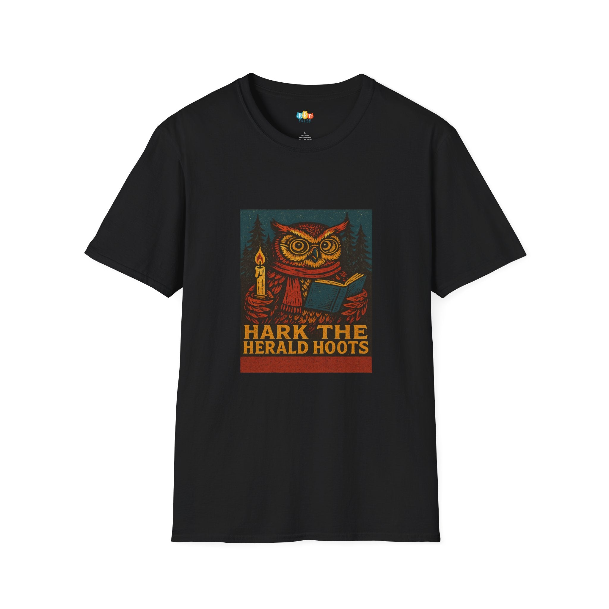 Hark The Herald Hoots Christmas T-Shirt - Vintage Woodland Owl Caroler Holiday Candle Music Book Xmas Tee