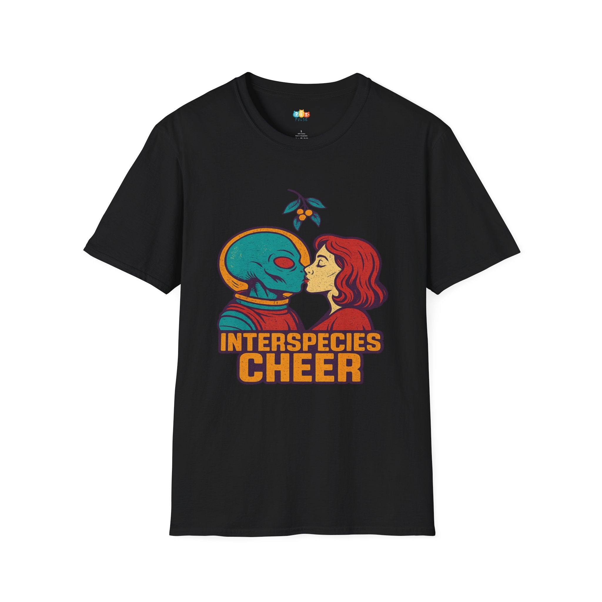 Interspecies Cheer Alien Holiday T-Shirt - Funny Christmas Mistletoe Kiss Romantic UFO Space Love Tee