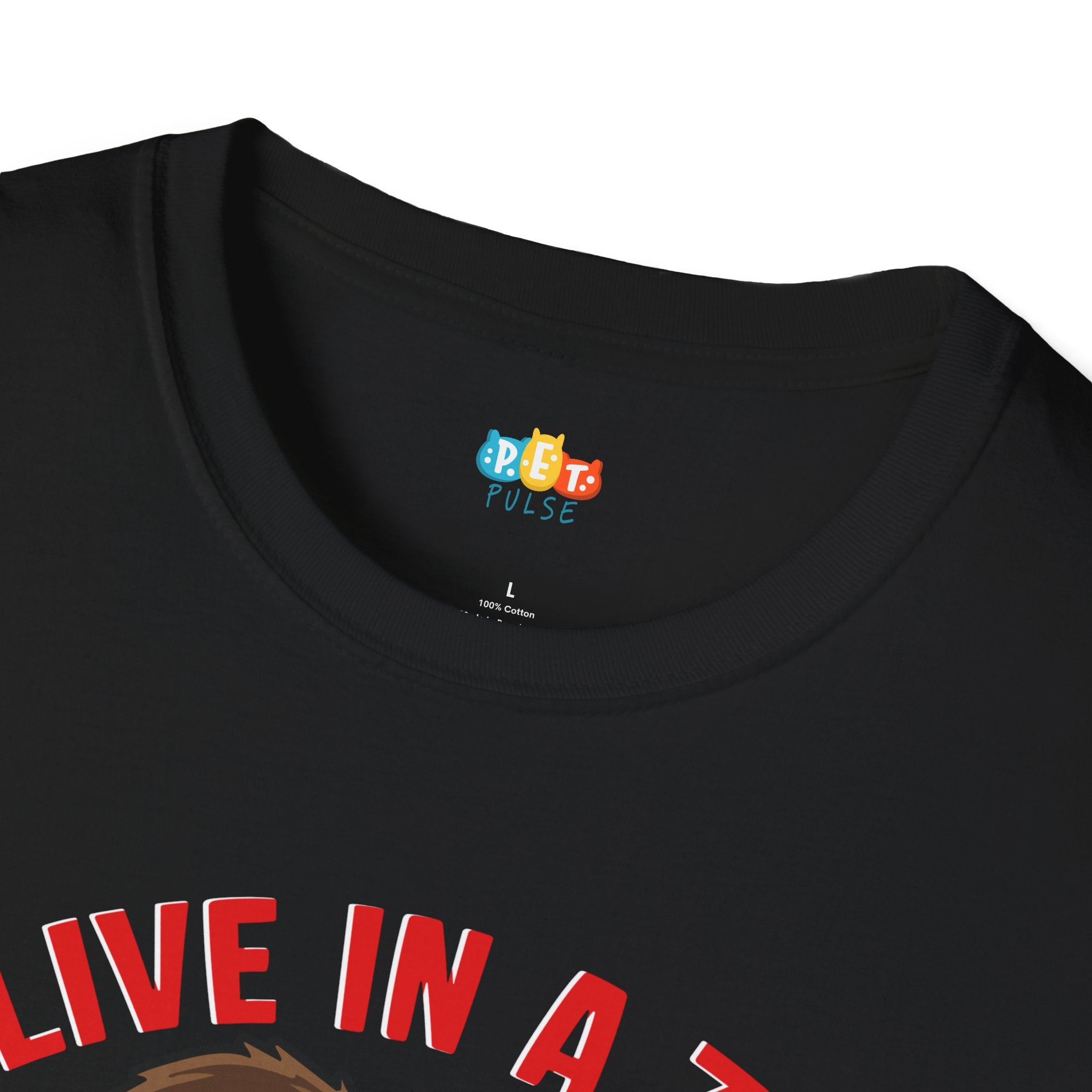 I Live In A Zoo They Just Let Me Do Taxes T-Shirt - Funny Multi Pet Owner Accountant CPA Tax Season Humor Tee
