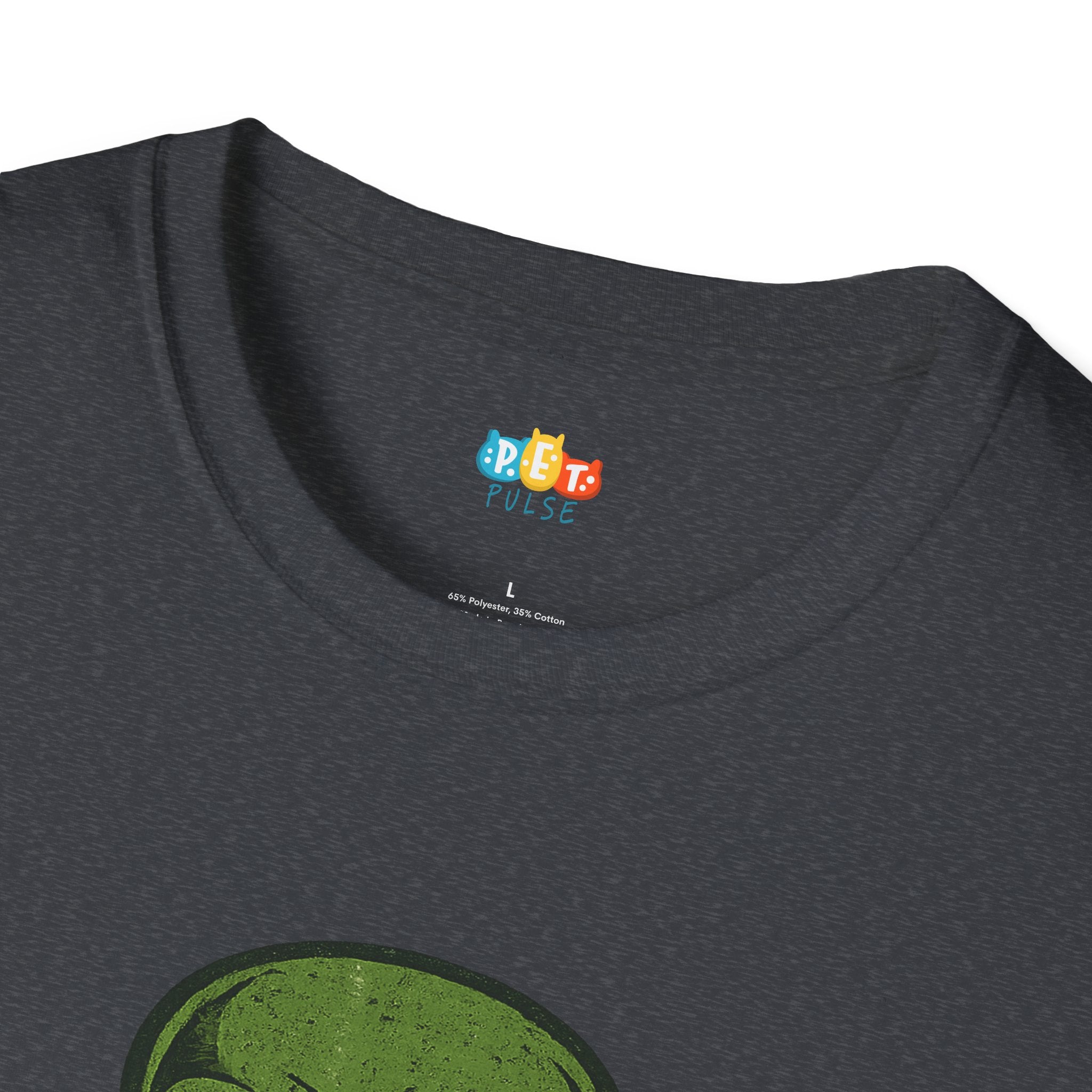 Sweet Tooth From Space Alien Halloween T-Shirt - Funny UFO Trick or Treat Candy Sci-Fi Tee