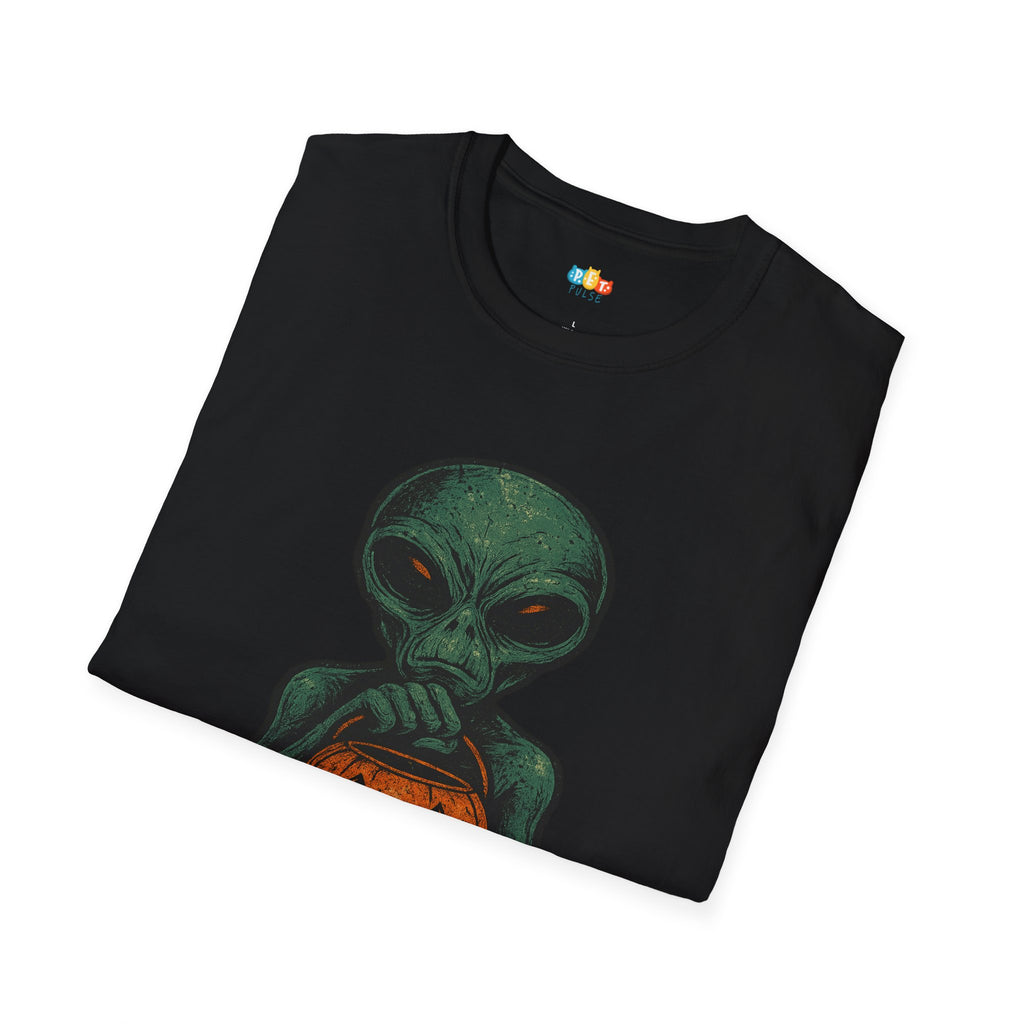 Trick Or Probe Alien Halloween T-Shirt - Funny UFO Sci-Fi Halloween Trick or Treat Space Tee