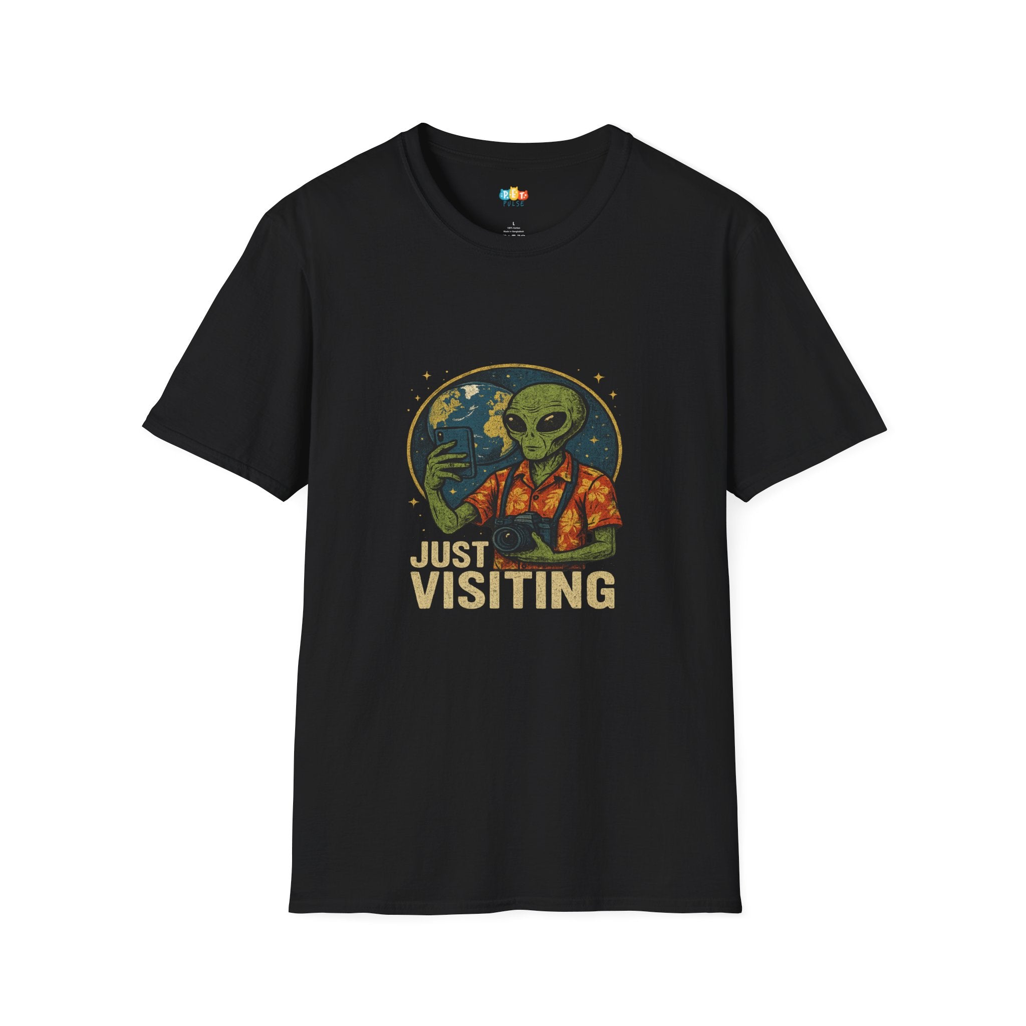Just Visiting Alien Tourist T-Shirt - Funny UFO Earth Vacation Selfie Space Travel Extraterrestrial Humor Tee