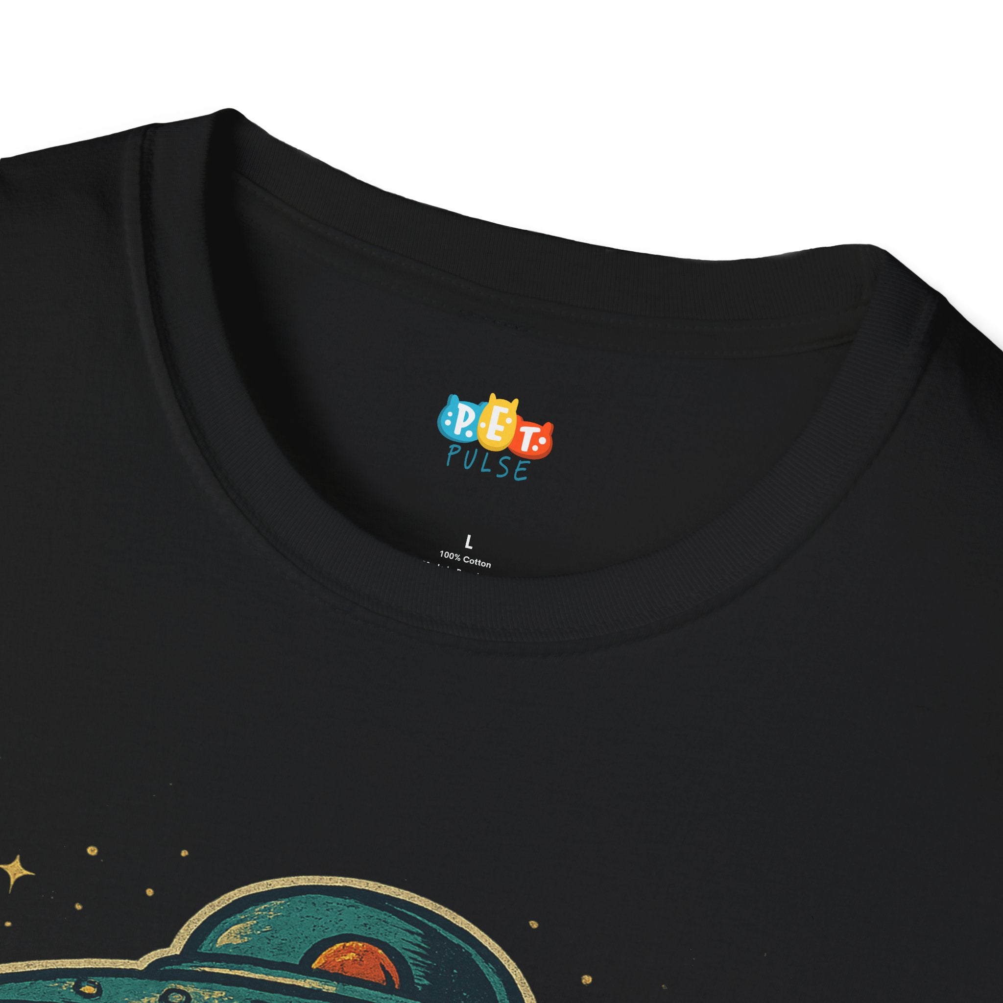 Tree Abduction Complete UFO Christmas T-Shirt - Funny Alien Holiday Beam Up Christmas Tree Space Tee